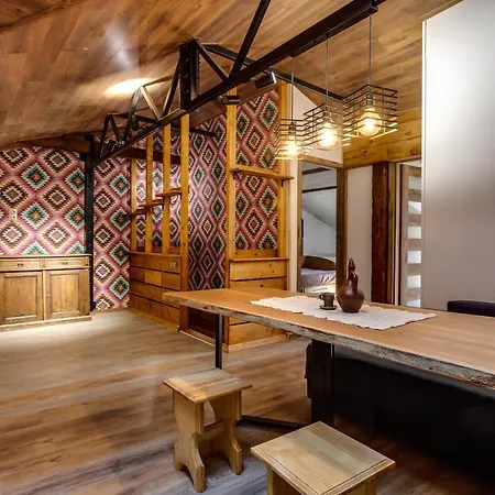 Apartment Four Bedrooms In The Heart Of *