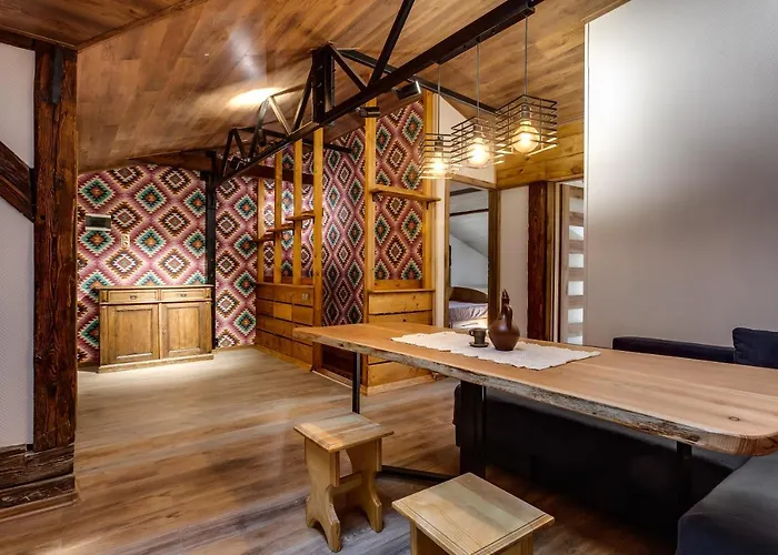 Lägenhet Four Bedrooms In The Heart Of *